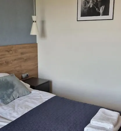 Parkowe D9 Z Garazem *